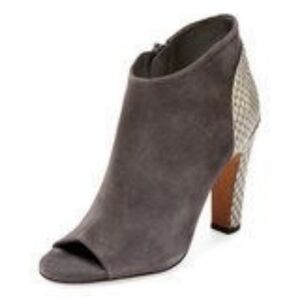 Vince‎ leather booties #163